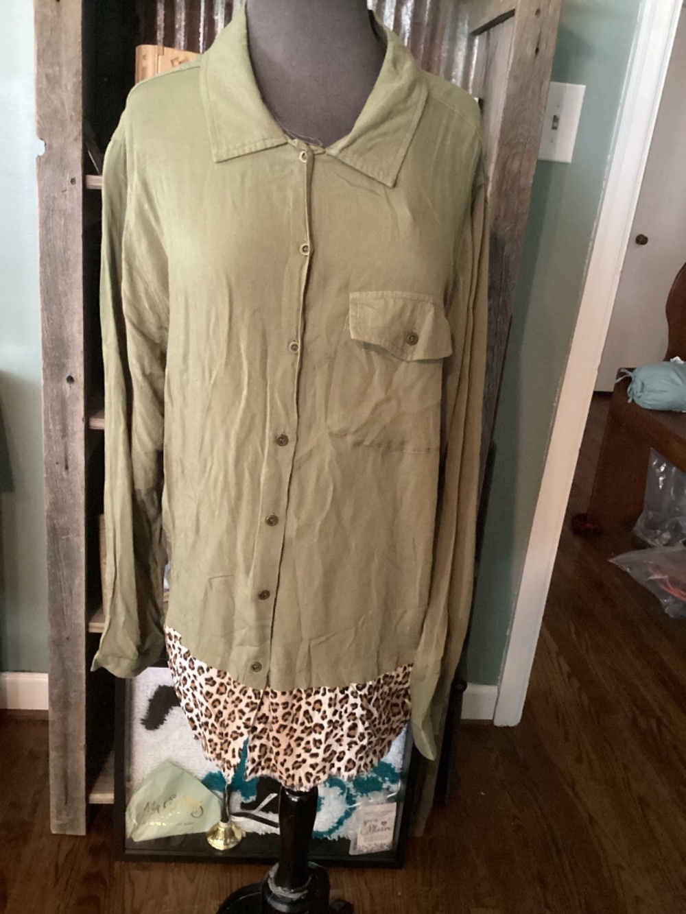 NWT KORI America button up blouse ladies L